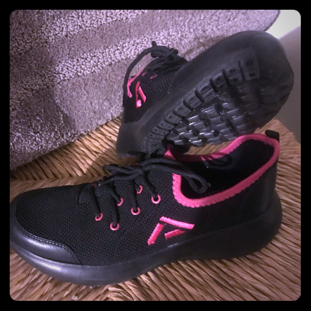 tenis de ANDREA seze 5.5 de mujer